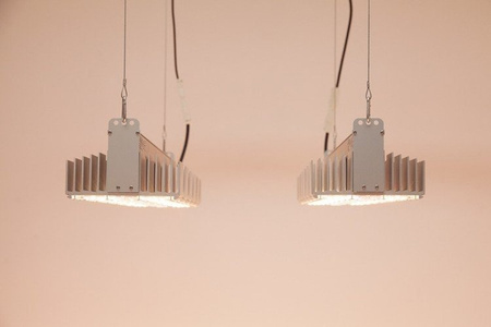 SANlight Lampa LED Q4W 150W Wzrost + Kwitnienie